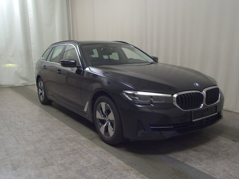BMW 520d Touring automatik • ACC • AHK — 3
