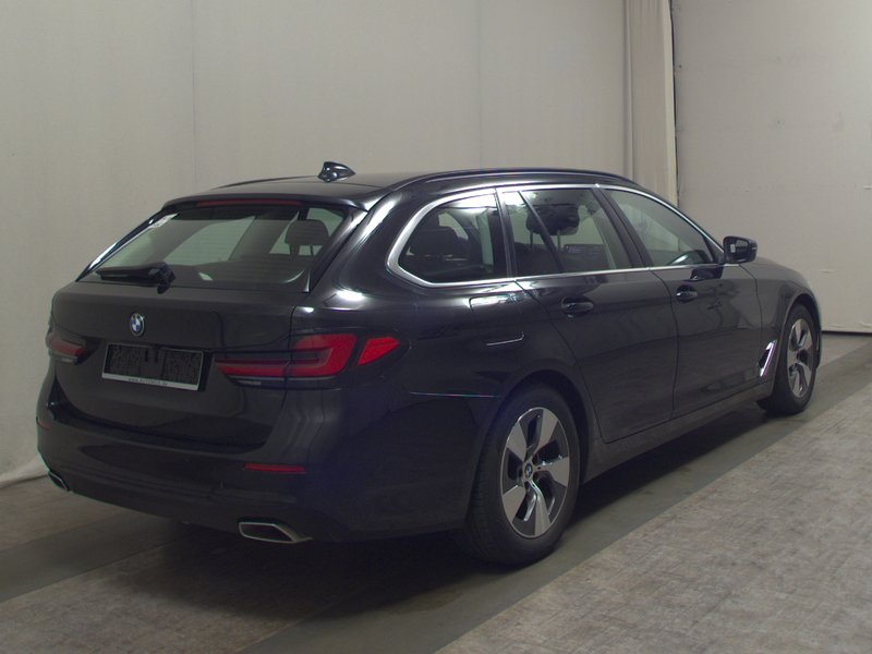 BMW 520d Touring automatik • ACC • AHK — 4