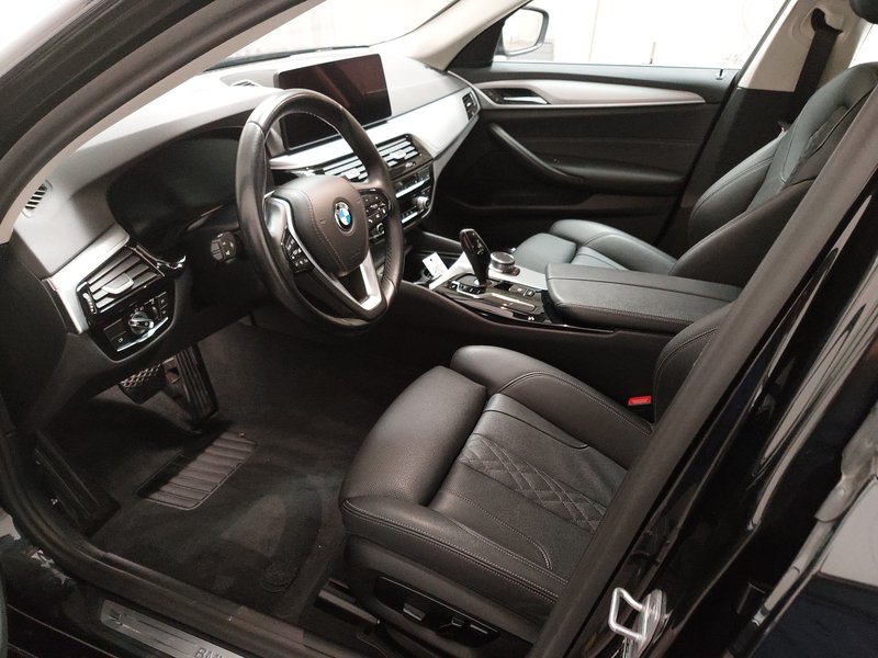 BMW 520d Touring automatik • ACC • AHK — 6