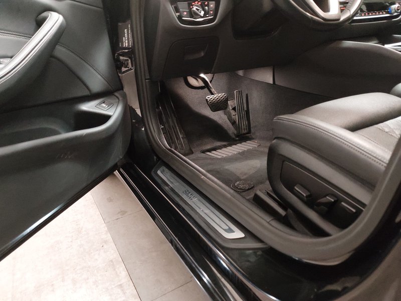 BMW 520d Touring automatik • ACC • AHK — 7