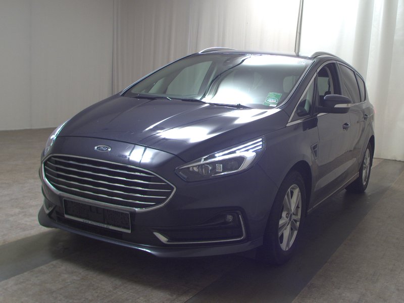Ford S-Max 2.0 EcoBlue Titanium • LED — 2