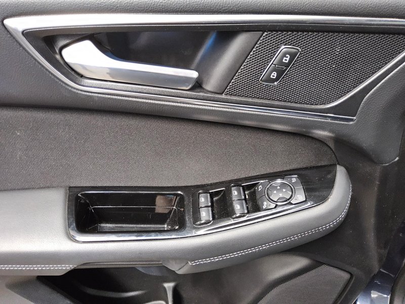 Ford S-Max 2.0 EcoBlue Titanium • LED — 9