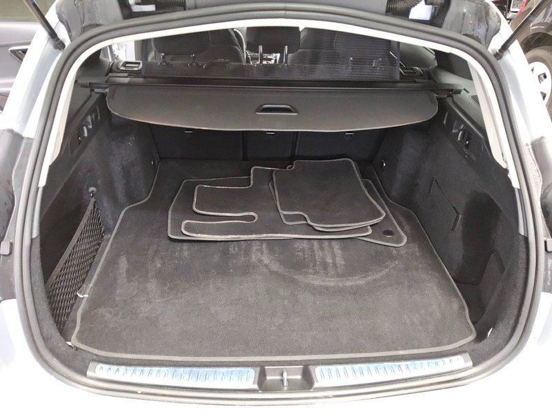 Mercedes-Benz C 220 d karavan automatik AMG Line • ACC • LED — 12