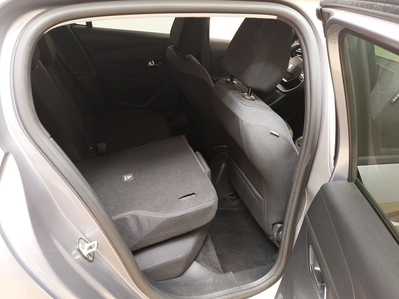 Peugeot 208 PureTech 75 Active Pack • LED — 11