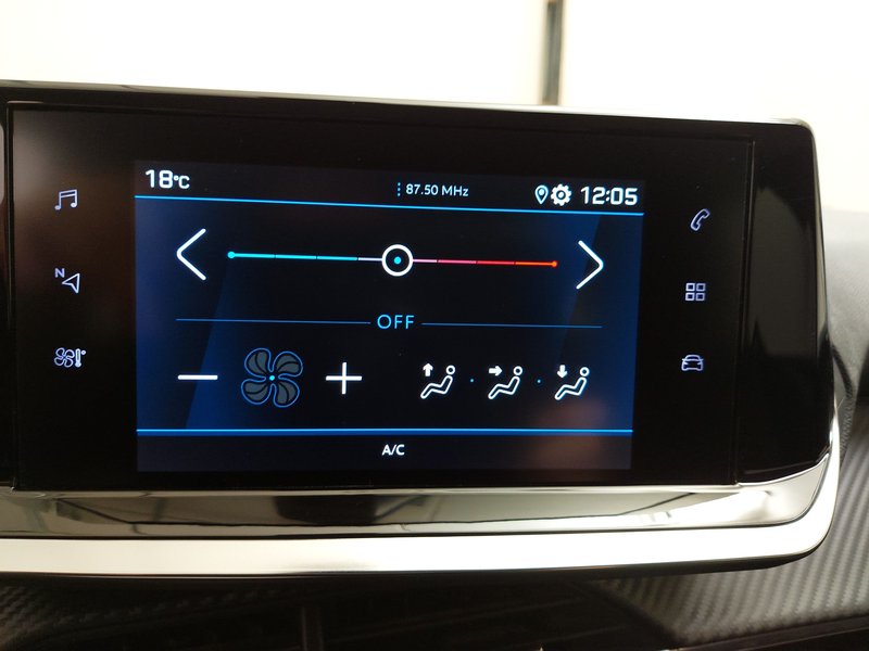 Peugeot 208 PureTech 75 Active Pack • LED — 18