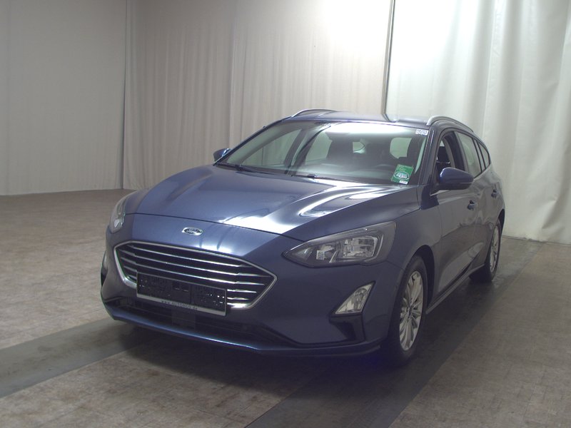 Ford Focus Turnier 1.0 EcoBoost Titanium • LED • navigacija — 2