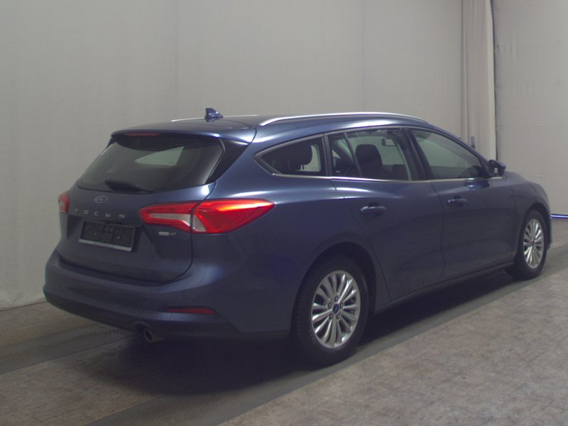 Ford Focus Turnier 1.0 EcoBoost Titanium • LED • navigacija — 4