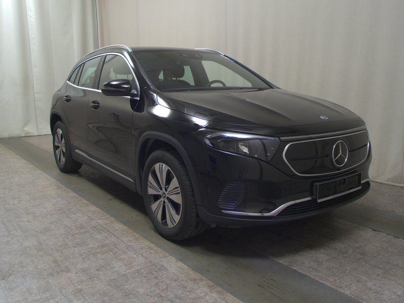 Mercedes-Benz EQA 250 Progressive • ACC • Full LED — 3