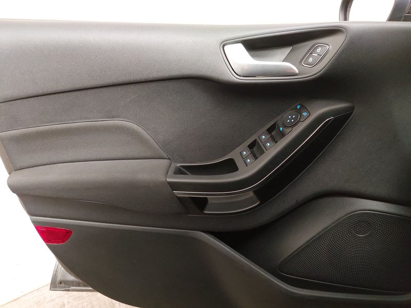 Ford Fiesta 1.0 EcoBoost Titanium • LED — 5