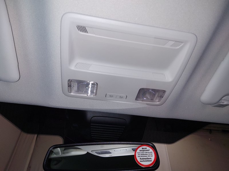 Ford Focus Turnier 1.5 EcoBlue Titanium automatik • AHK • LED — 13