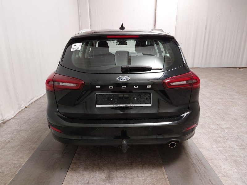 Ford Focus Turnier 1.5 EcoBlue Titanium automatik • AHK • LED — 14