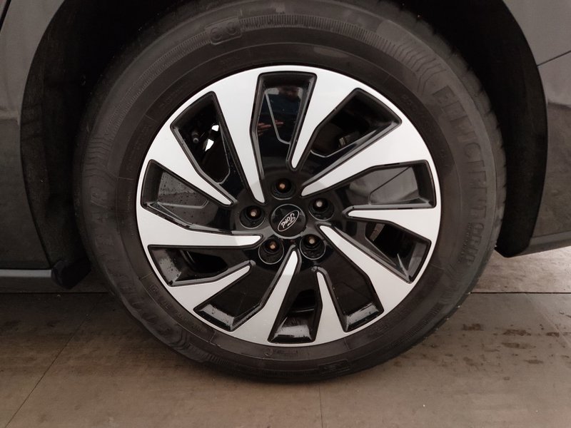 Ford Focus Turnier 1.5 EcoBlue Titanium automatik • AHK • LED — 8