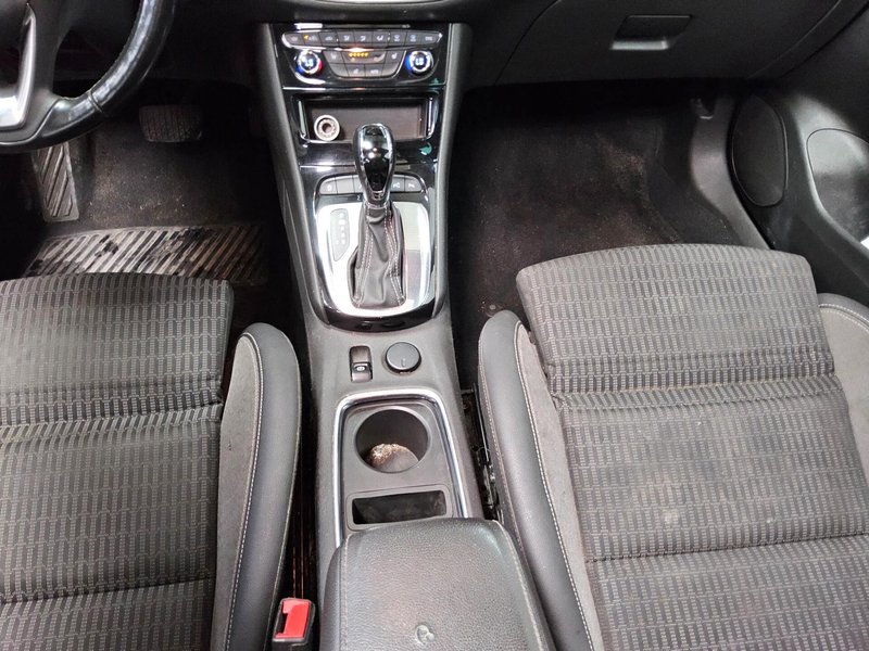 Opel Astra ST 1.5 D Elegance automatik • panorama • LED — 6