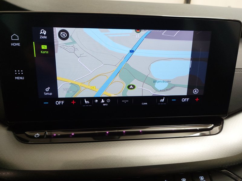 Škoda Octavia Combi 1.0 TSI automatik Ambition • Full LED — 17