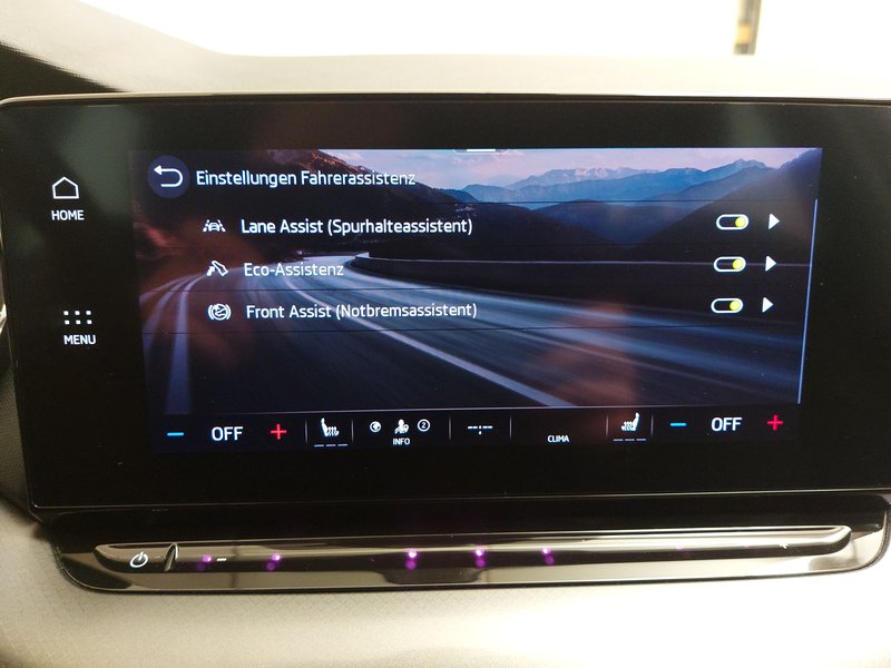 Škoda Octavia Combi 1.0 TSI automatik Ambition • Full LED — 18