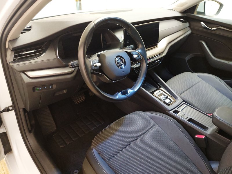 Škoda Octavia Combi 1.0 TSI automatik Ambition • Full LED — 6