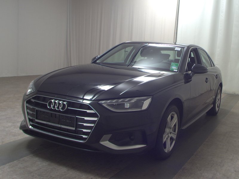 Audi A4 40 TFSI advanced • ACC • LED — 2