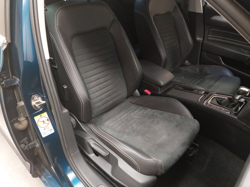 Volkswagen Passat Variant GTE 1.4 TSI automatik • HUD • bežično punjenje — 10