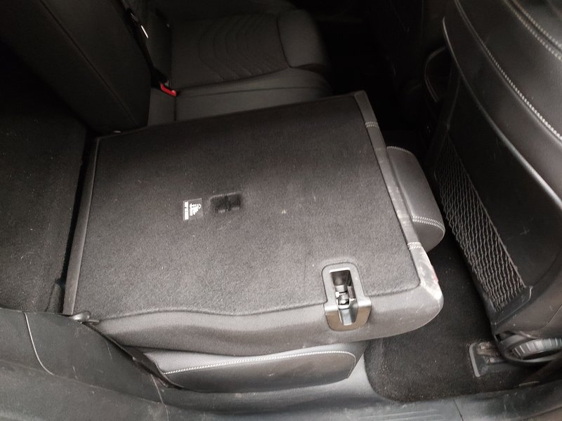 Mercedes-Benz A 250 e automatik • LED • navigacija — 11