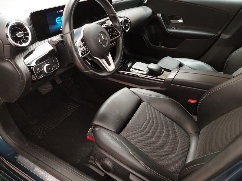 Mercedes-Benz A 250 e automatik • LED • navigacija — 6