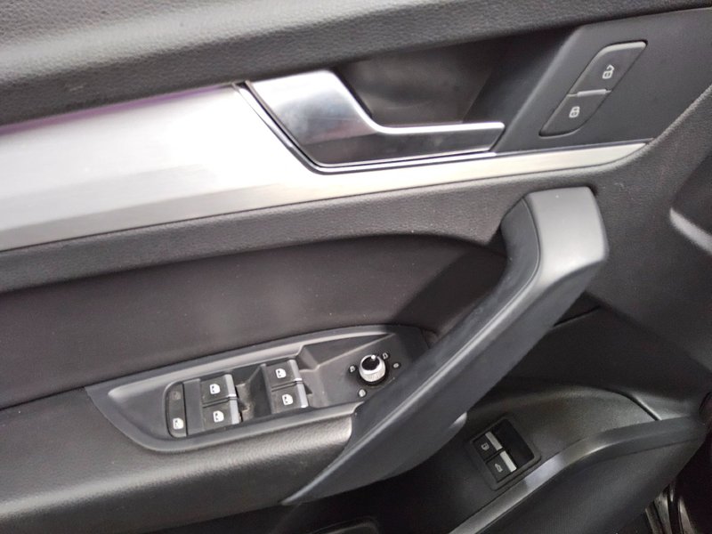 Audi Q5 50 TFSI e quattro S line automatik • ACC • navigacija — 10