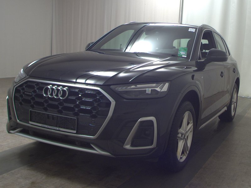 Audi Q5 50 TFSI e quattro S line automatik • ACC • navigacija — 2