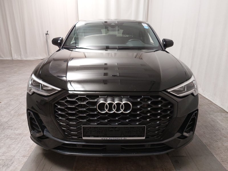 Audi Q3 Sportback 45 TFSI e automatik S line • ACC • LED — 9