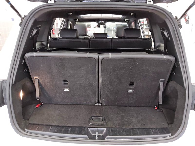 Mercedes-Benz GLB 200 d automatik Progressive • panorama • LED — 12