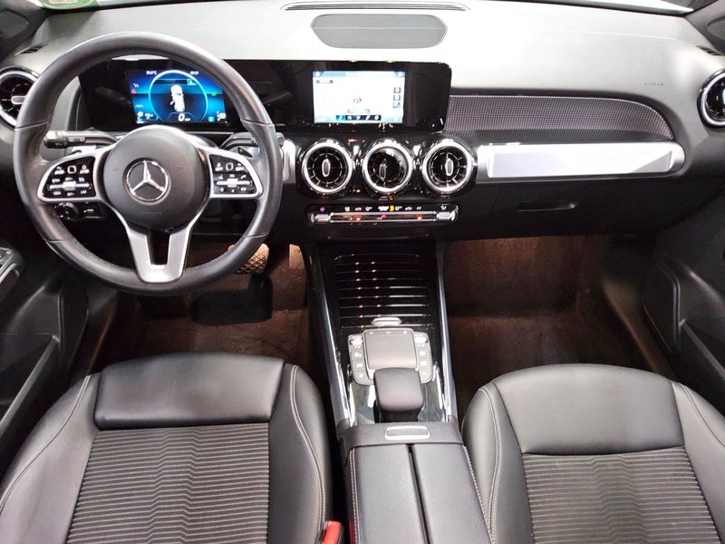 Mercedes-Benz GLB 200 d automatik Progressive • panorama • LED — 5
