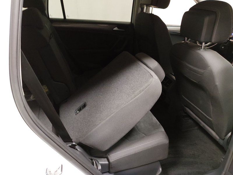 VW Tiguan Allspace 2.0 TDI automatik Life • ACC • HUD — 11