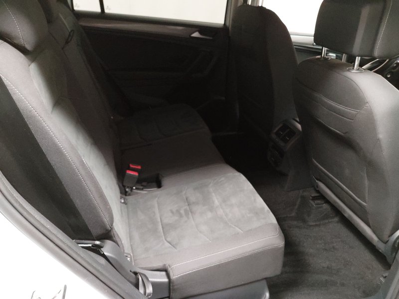 VW Tiguan Allspace 2.0 TDI automatik Life • ACC • HUD — 12
