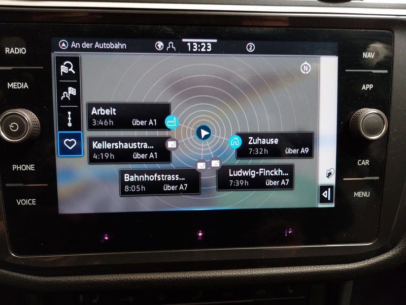 VW Tiguan Allspace 2.0 TDI automatik Life • ACC • HUD — 20