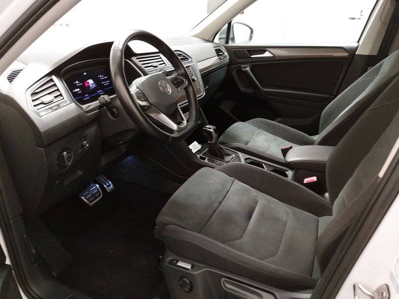 VW Tiguan Allspace 2.0 TDI automatik Life • ACC • HUD — 6