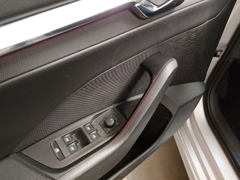 Škoda Octavia Kombi 2.0 TDI automatik Style • ACC • AHK — 5