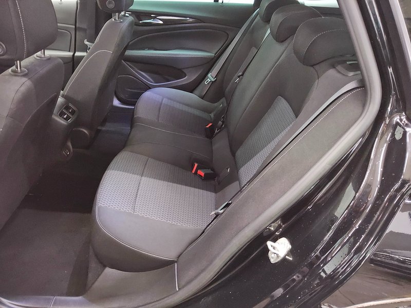 Opel Insignia ST 2.0 CDTI automatik Business Edition • ACC • el. peta vrata — 13