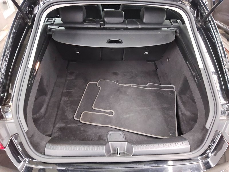Mercedes-Benz CLA 180 d Shooting Brake automatik Progressive • LED — 12