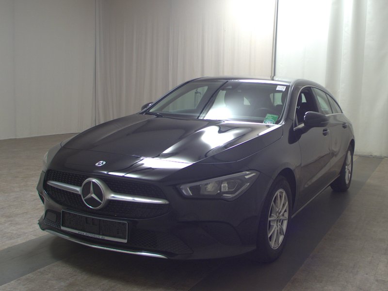 Mercedes-Benz CLA 180 d Shooting Brake automatik Progressive • LED — 2