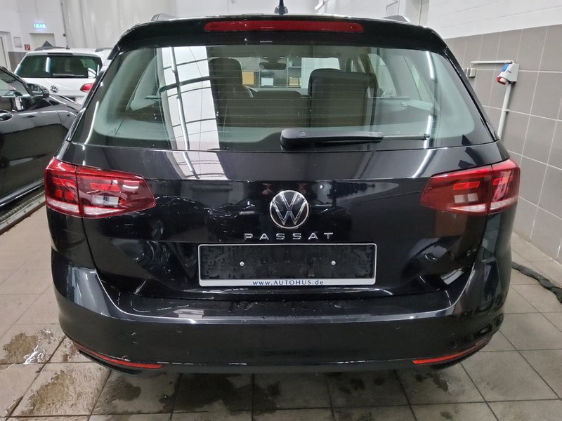 Volkswagen Passat Variant 2.0 TDI automatik Business • električna peta vrata — 11