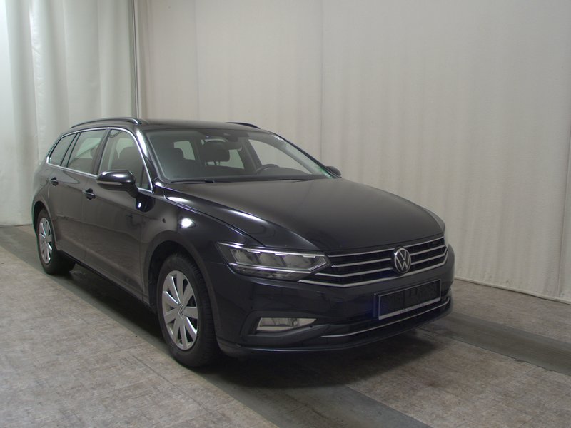 Volkswagen Passat Variant 2.0 TDI automatik Business • električna peta vrata — 3