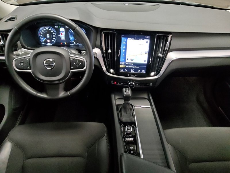 Volvo V60 D3 Momentum Pro automatik • električna vrata prtljažnika • LED — 5