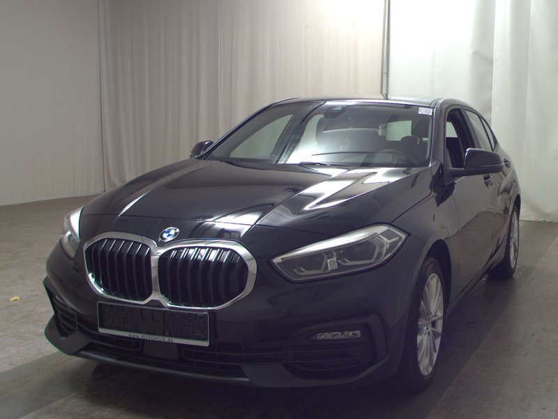 BMW 120d automatik Advantage • ACC • Full LED — 2