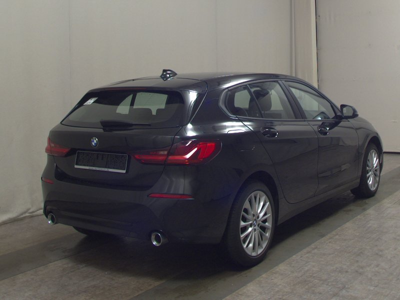 BMW 120d automatik Advantage • ACC • Full LED — 4