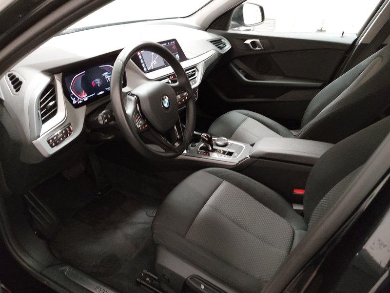BMW 120d automatik Advantage • ACC • Full LED — 6