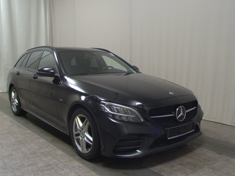 Mercedes-Benz C 220 d karavan automatik AMG Line • ACC • digitalni instrumenti — 3