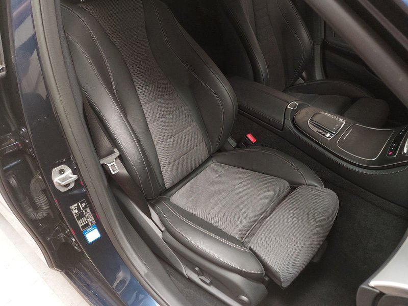 Mercedes-Benz E 300 de 4MATIC automatik Avantgarde • električna peta vrata • HUD — 10