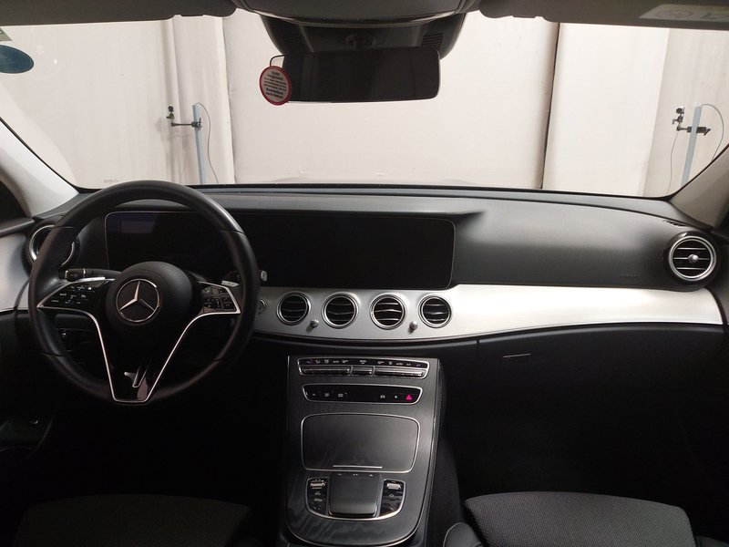 Mercedes-Benz E 300 de 4MATIC automatik Avantgarde • električna peta vrata • HUD — 13