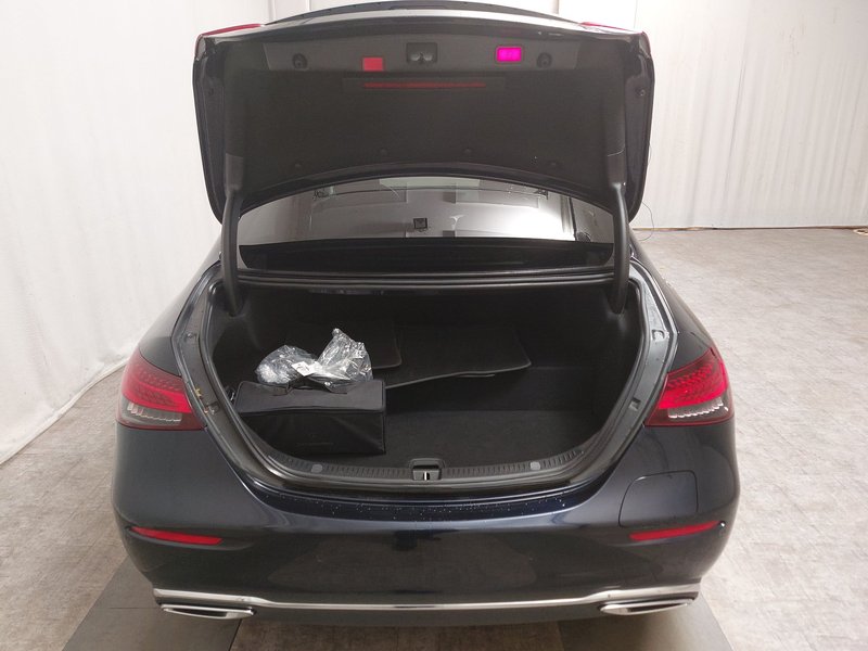 Mercedes-Benz E 300 de 4MATIC automatik Avantgarde • električna peta vrata • HUD — 15