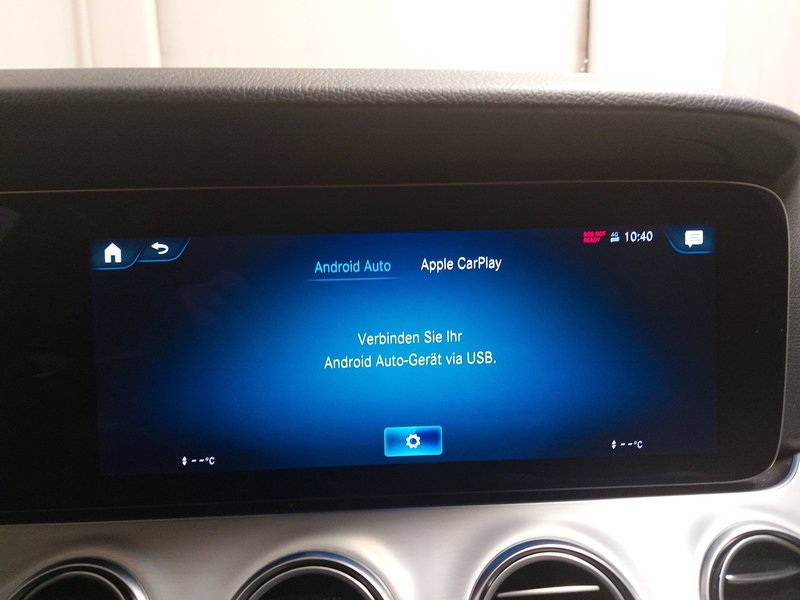 Mercedes-Benz E 300 de 4MATIC automatik Avantgarde • električna peta vrata • HUD — 19