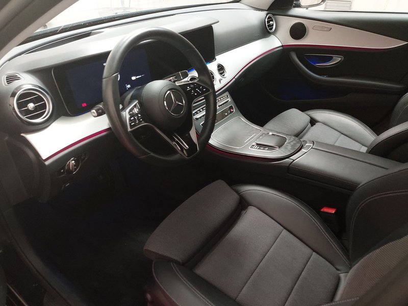 Mercedes-Benz E 300 de 4MATIC automatik Avantgarde • električna peta vrata • HUD — 6