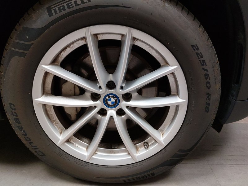 BMW X3 xDrive30e automatik • panorama • Full LED — 11